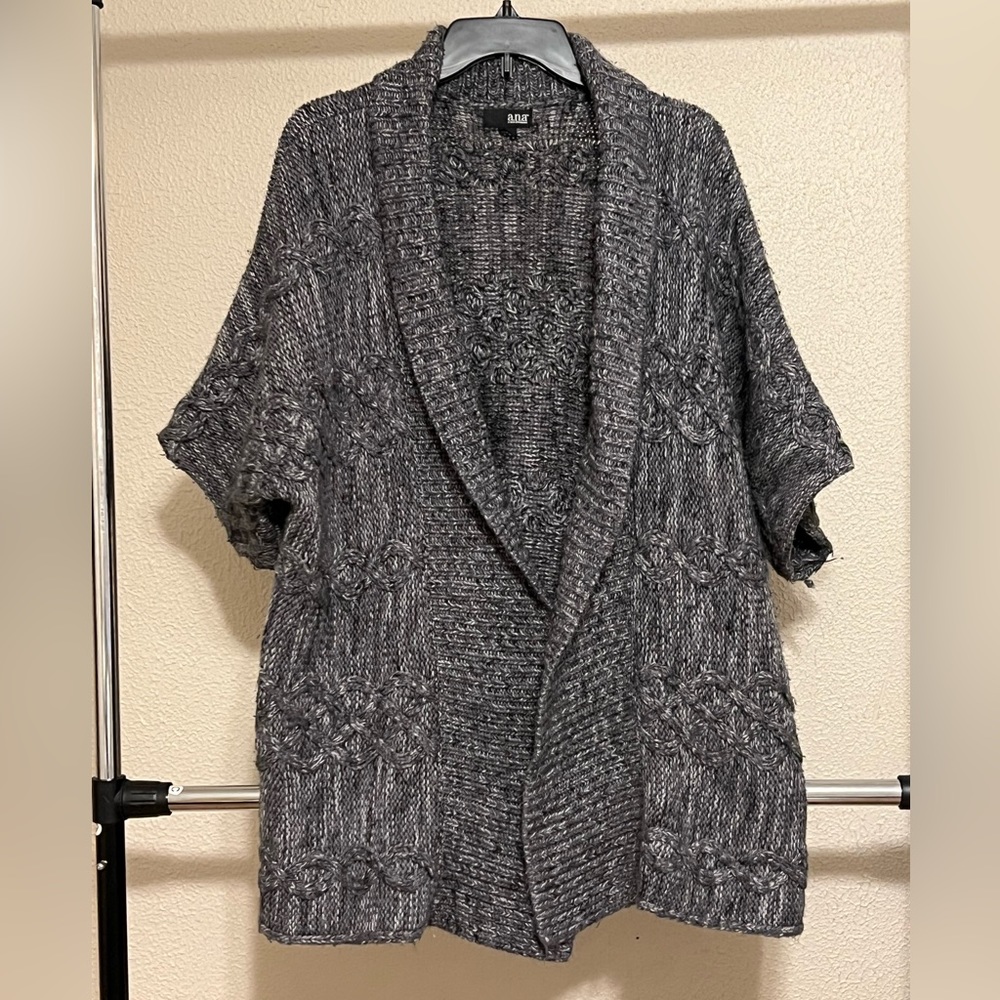 a.n.a. Short Sleeve Cardigan SZ L/XL